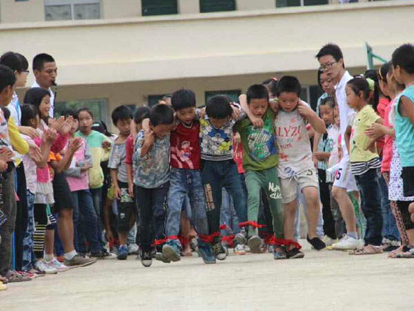 7��28�����V�|�̌WԺ��С�ٟ���ɽ�^(q��)���W����֧���������С�W�e�k���\�ӕ����mȻ���ز�δ�޽��ã�������꠆T��Ŭ���ͺ��ӂ���ƴ�������\�ӕ��A�M�Y�����D�麢�ӂ��ڱ�ِ�ЈF�Y�f(xi��)��������������