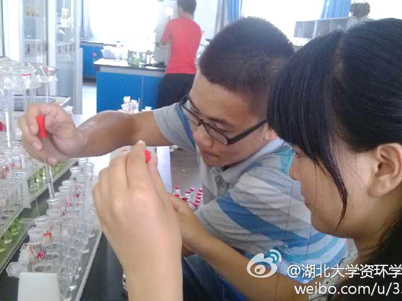 7��30�գ�������W(xu��)��׷��(m��ng)���F(tu��n)�(du��)�ĺ��ڙz�y(c��)�����M(j��n)��β��ؓ(f��)؟(z��)�˽�B���@�����(du��)�T���������(y��ng)���l(f��)������Ϧ�(y��ng)�ؼ����mȻ���࣬���(du��)�T����(ji��n)����Ŭ������(hu��)���M(f��i)���҂�������ĸ�H���������һ����(hu��)׃��Խ��(l��i)Խ����