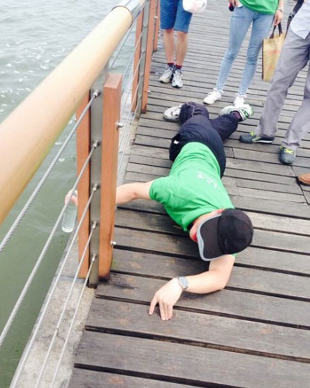 �Ϸʹ��I(y��)��W��ĸ�H�����������`�F�꠆T��ɼ����@ˮ��ſ�ڵ�����