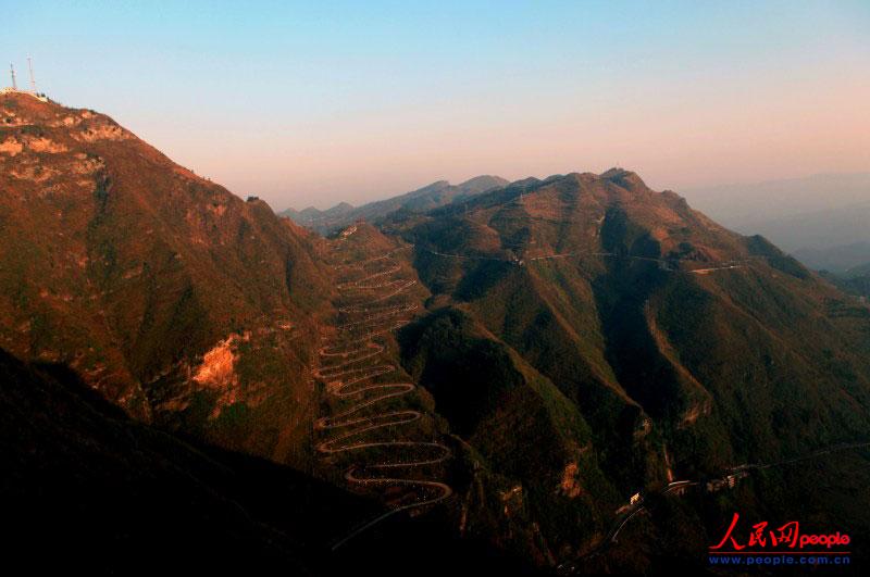 ��¡��24���ա�֮������ꐁ��֔zӰ��