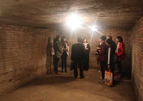 ��(zh��n)���I(y��ng)�����ҷ����O(sh��)ʩ���������M(j��n) �z��