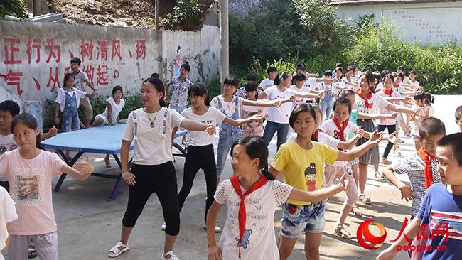 ���ϿƼ���W(xu��)��һ��һ·���x��(w��)֧���c����(zh��n)��ؚ�{(di��o)�Ќ�(sh��)�`�F(tu��n)���������(y��ng)�h��¹ɽ�(zh��n)�u�ŸG���_(k��i)չ�x��(w��)֧�̺ͷ�ؚ�{(di��o)�����D��־Ը�߽̺��ӂ�̫�Oȭ�����F(tu��n)�(du��)�ṩ��