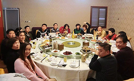 ���İ�̎�����l(xi��ng)���ҵļ��l(xi��ng)�������ھW(w��ng)���´����L���������(sh��)�������Ը��صľW(w��ng)��ͨ�^�R�^�����ֺ�΢ҕ�lӛ����Լ��ڼ��l(xi��ng)����Ҋ�������@Щƽ���Ľ�����������֟o���B͸������Đۡ����^��ÿһ�c΢С��׃�������ǰl(f��)�����l(xi��ng)�H��߅�Ĵ��£����ܽo�l(xi��ng)�H���������ī@�ø����͌��Լ����l(xi��ng)���Ժ����M�㡭��Ԕ���� 