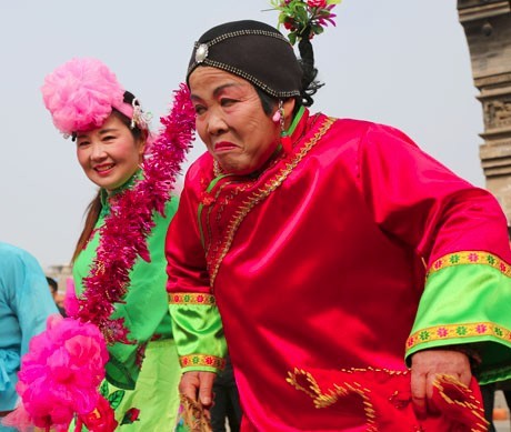 �����һ�����՝}�Ͽh�e�����S����ʵĽ��^�Ļ����(d��ng)�����y(t��ng)���׶��˶�ʣ�����Ⱥ���[�´��� ���ո�ꖾW(w��ng)�ѡ��}��֮�ӡ� �z