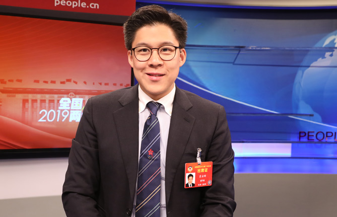 全國政協(xié)委員、香港各界青少年活動委員會執(zhí)行主席霍啟剛：推動年輕人積極參與國家發(fā)展進程